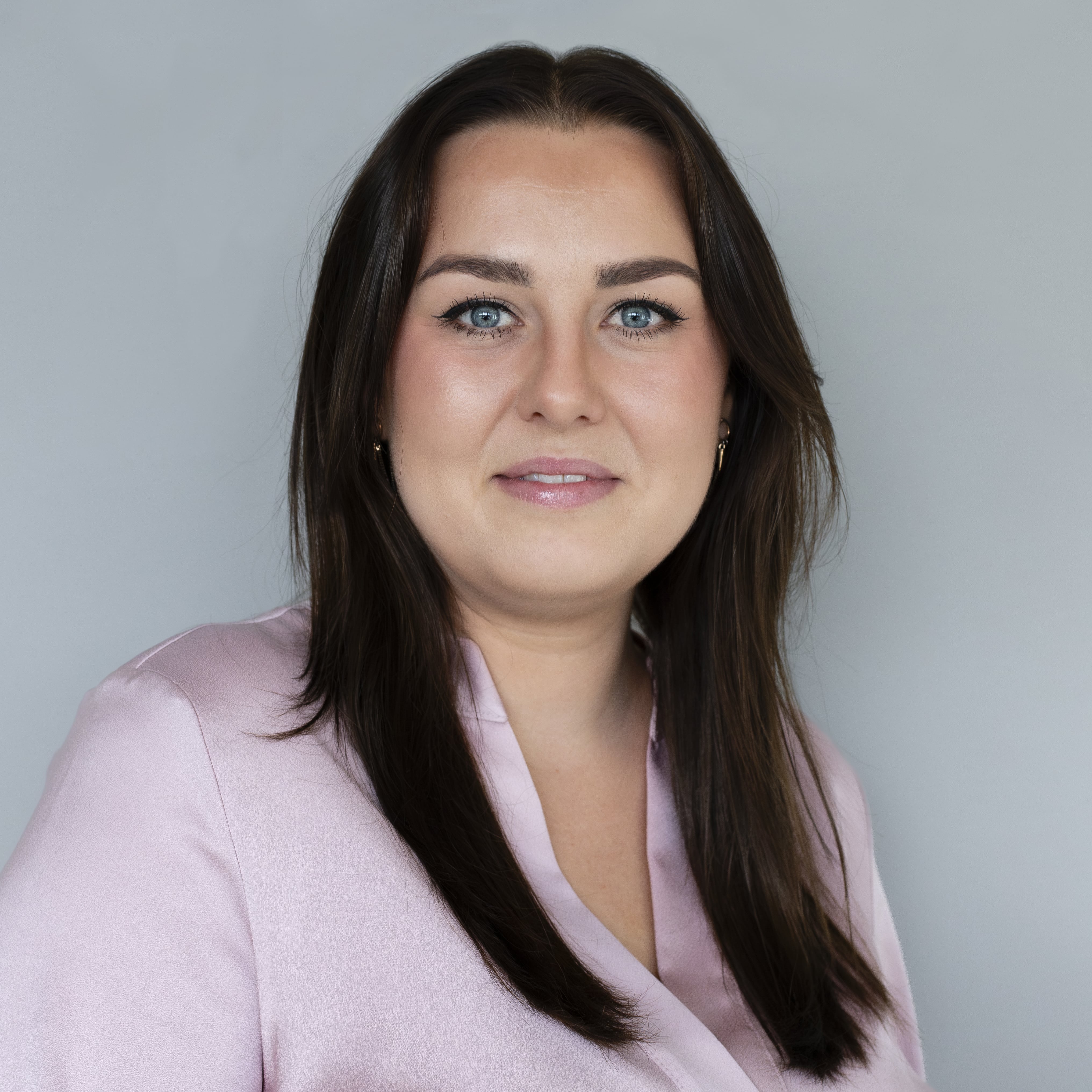 marjolein scalloped min